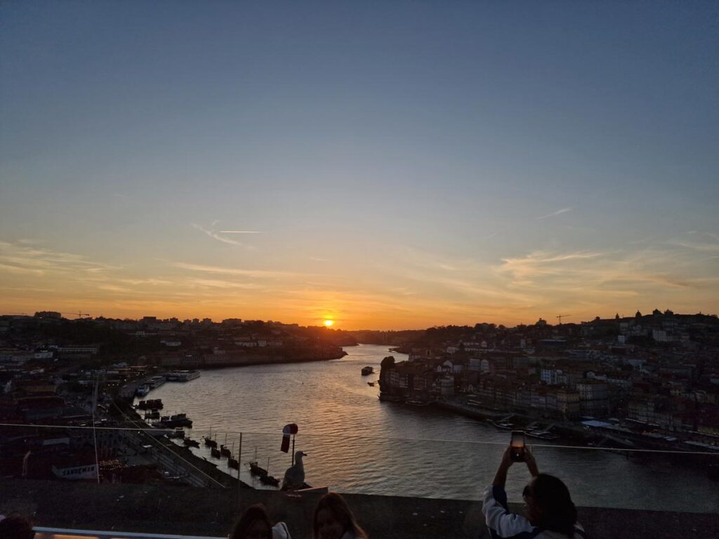 coucher de soleil à Porto